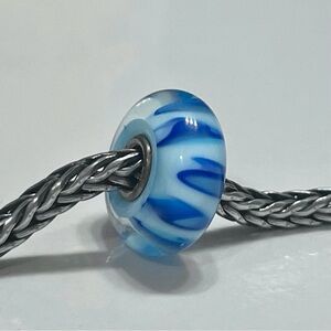 Authentic Trollbeads Bluish Shadow Bead 61153